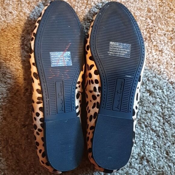 Me Too Pointed Toe Cheetah Print Calf Hair Loafer sz 6.5 - Picture 7 of 7